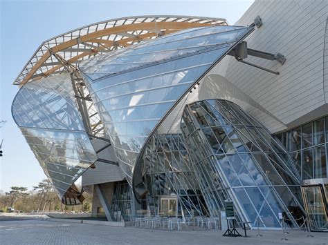 fondation louis vuitton construction.